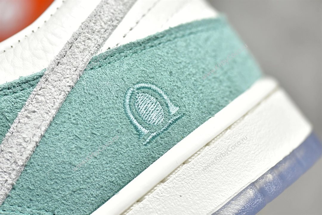 Kasina x Nike Dunk Low Road (5735-cp) - Image 17
