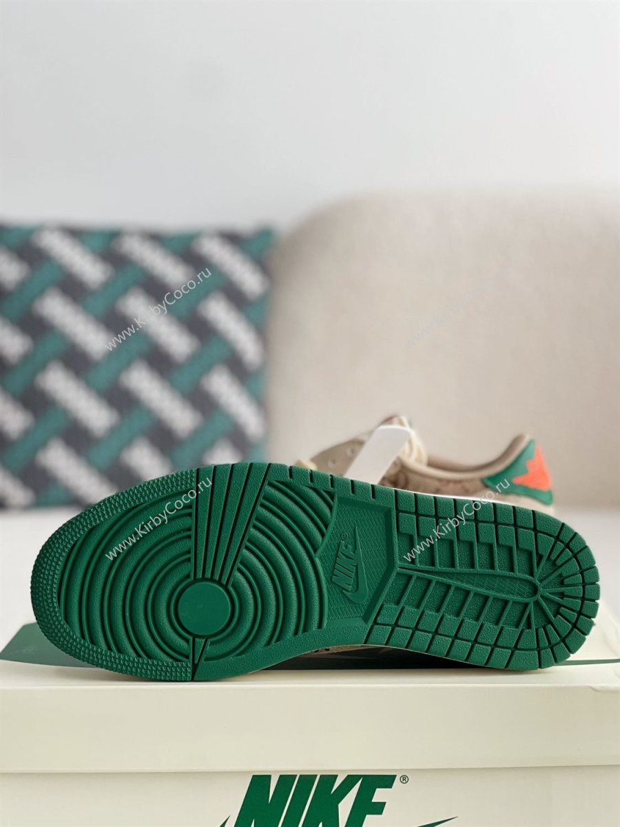 Gucci x Nike Dunk Low Sneakers (2886-kb) - Image 6