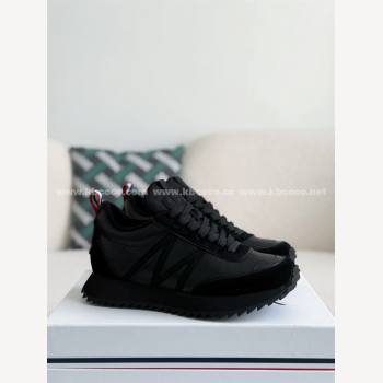 3937 Moncler Sneakers