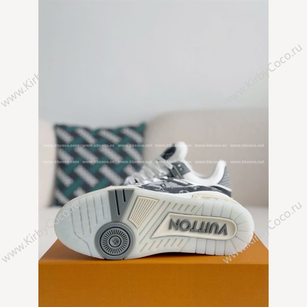 3960 LOUIS VUITTON TRAINER SNEAKERS - Image 6