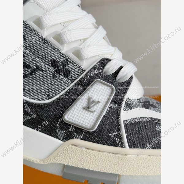 3960 LOUIS VUITTON TRAINER SNEAKERS - Image 12