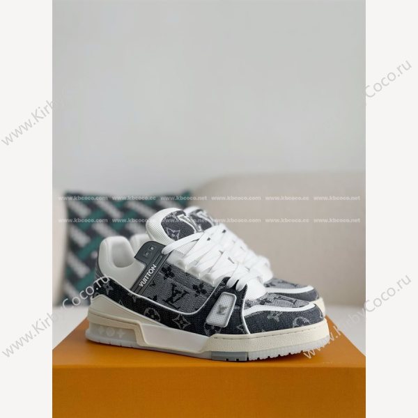3960 LOUIS VUITTON TRAINER SNEAKERS - Image 2