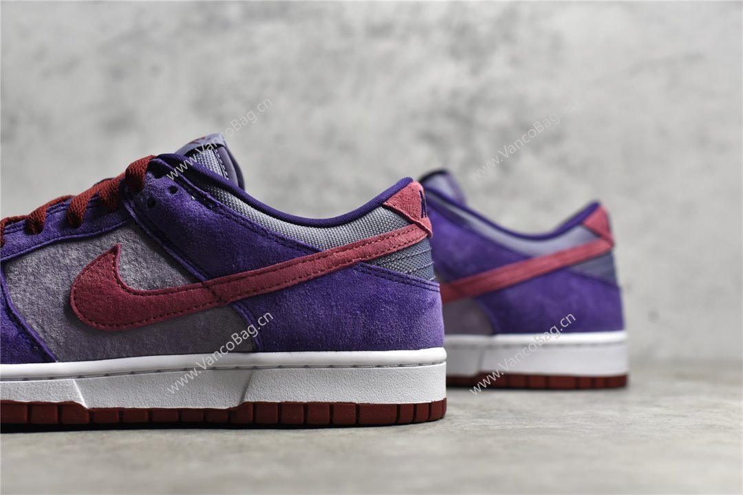 nike dunk sb plum